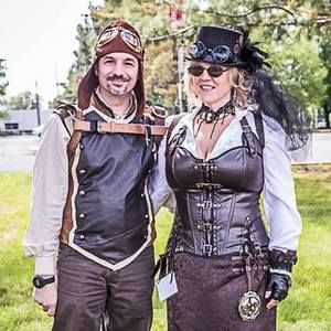 Meet your Posher, Christina